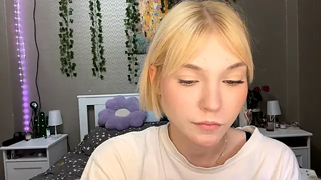 LlsabethHaze's cam snapshot