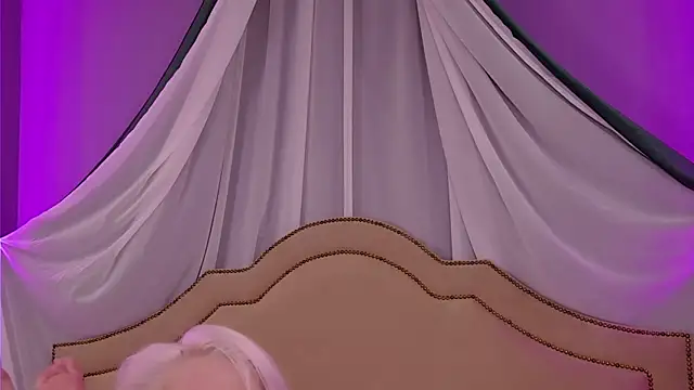 TiffanyStein's cam snapshot