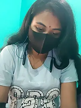 DivyaBhabhi69@xh's cam snapshot