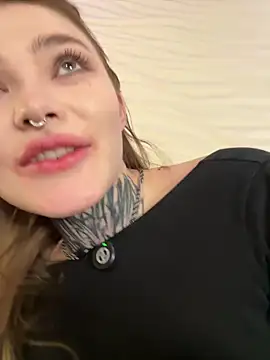 AriWild's cam snapshot