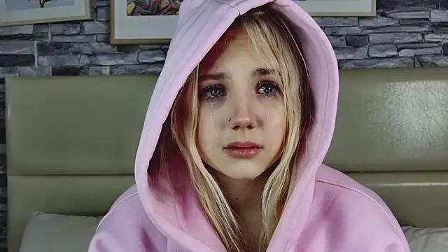 Sky_Cutie's cam snapshot