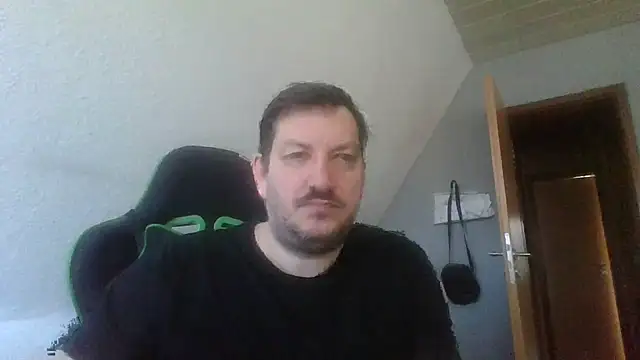 Golffahrer1982 live sex cam