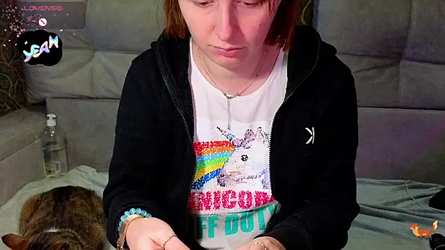 DanaMartina live sex cam