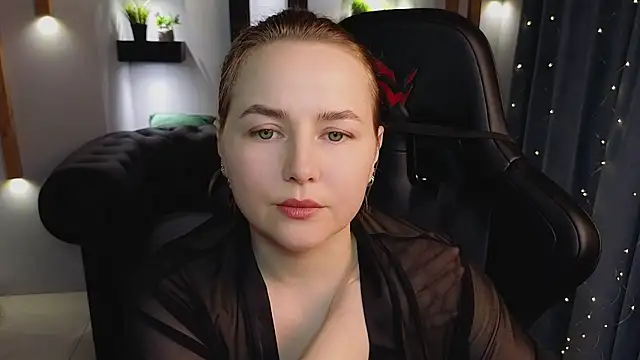 Mira_Mermayd live sex cam