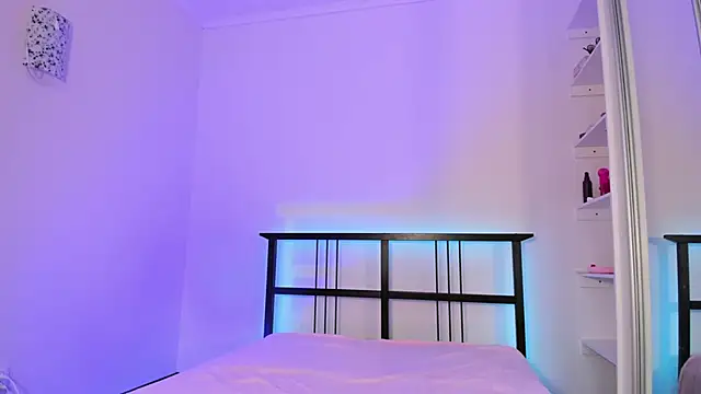 Flora_Amber's cam snapshot