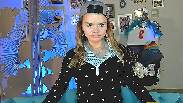 SaraGolben's cam snapshot