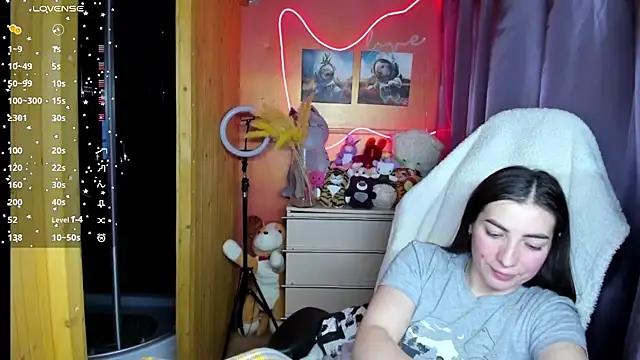 Fiery_Brunette_'s cam snapshot