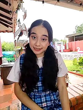 l0lita_emi live sex cam