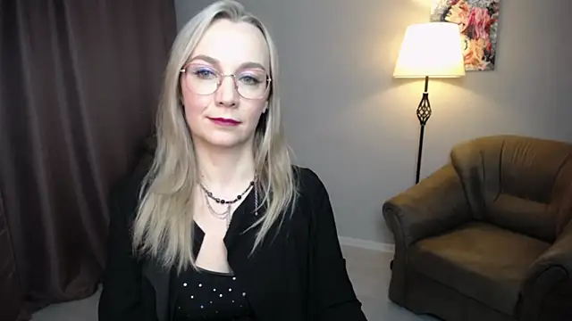 Ava_Elior's cam snapshot