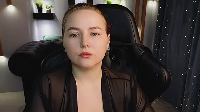 Mira_Mermayd's cam snapshot