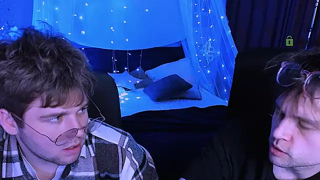 michael_strong1's cam snapshot