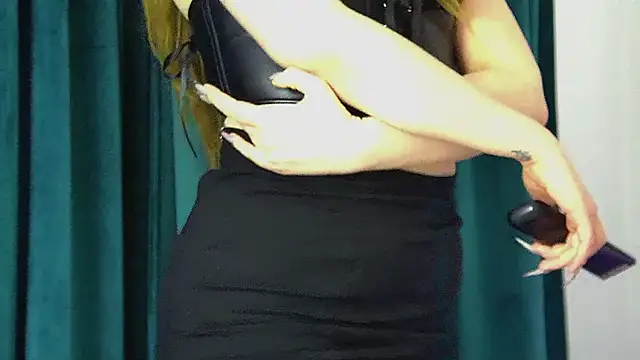 AgataFoxley's cam snapshot