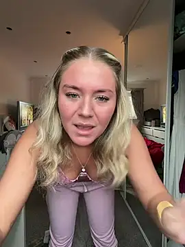 Golidelovee's cam snapshot