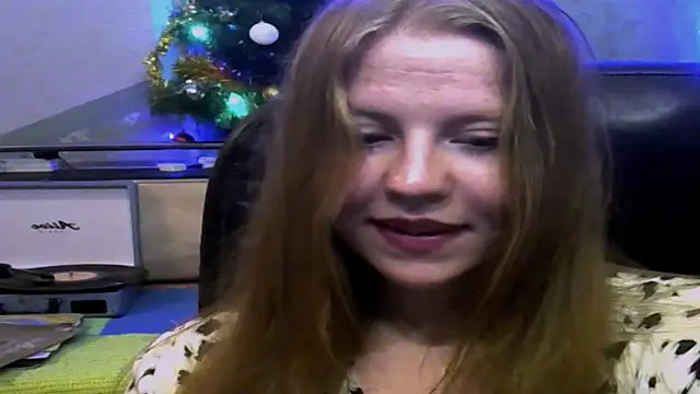 Space_Girls_699's cam snapshot