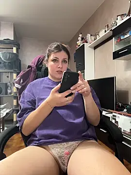 DaisyVibesss's cam snapshot