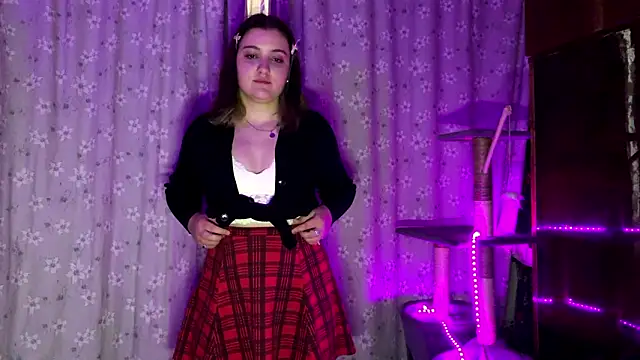 ElaraBlack's cam snapshot