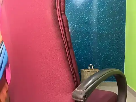 Brown-beauty's cam snapshot