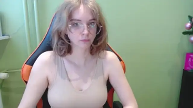 juicyPenny's cam snapshot