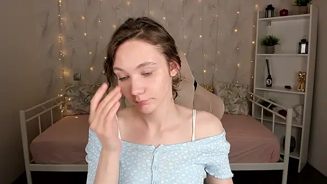 NovaEva_'s cam snapshot