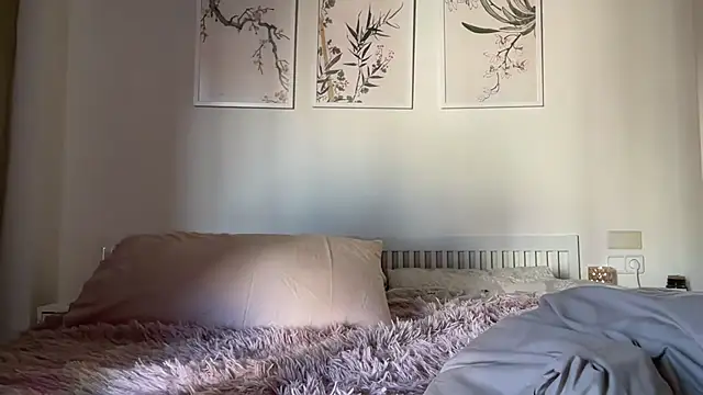 Lana_inked's cam snapshot