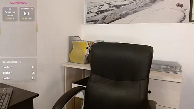 Adrianna5_'s cam snapshot