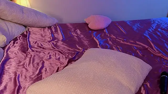 mary_ton's cam snapshot