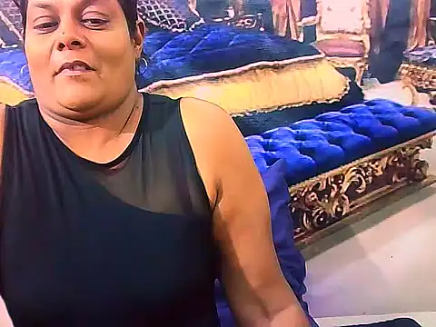 indianCherryPie's cam snapshot