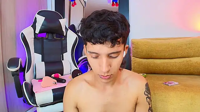 JacoboSwam live sex cam