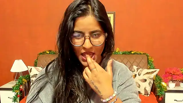 Jasmine_Jaey1's cam snapshot