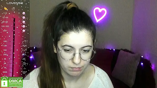 Aminabeatris's cam snapshot