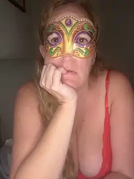 largeboobies30's cam snapshot