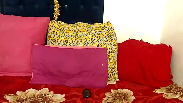 BUNNYCHOWX28's cam snapshot