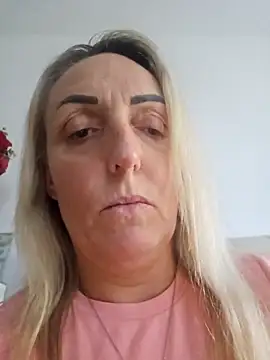 theblondecocklover's cam snapshot