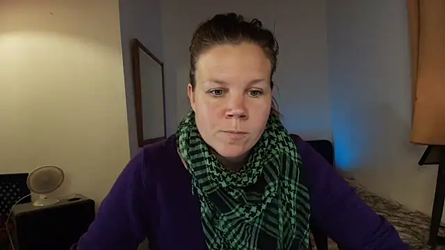 CallMeMaria's cam snapshot