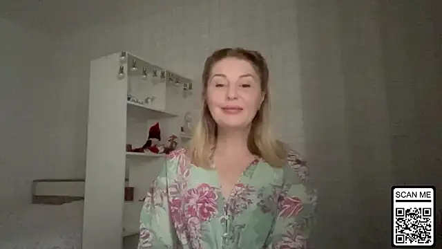 Blondie_xoxoxo's cam snapshot