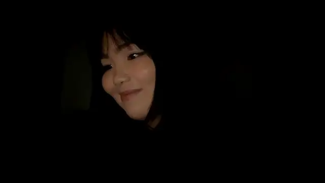 MollyAsian's cam snapshot