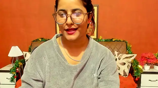 Jasmine_Jaey1's cam snapshot