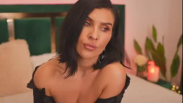 XeniaBlu's cam snapshot