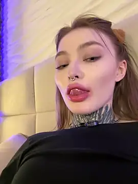 AriWild's cam snapshot