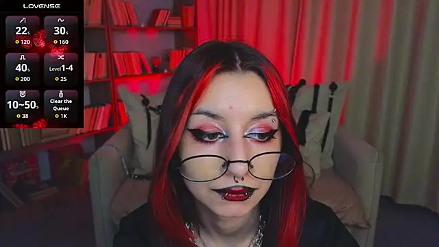 Mistress__Marcelline's cam snapshot