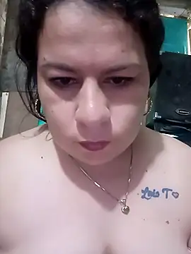 Luciana_37's cam snapshot