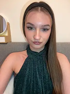 AdelinaEmber's cam snapshot