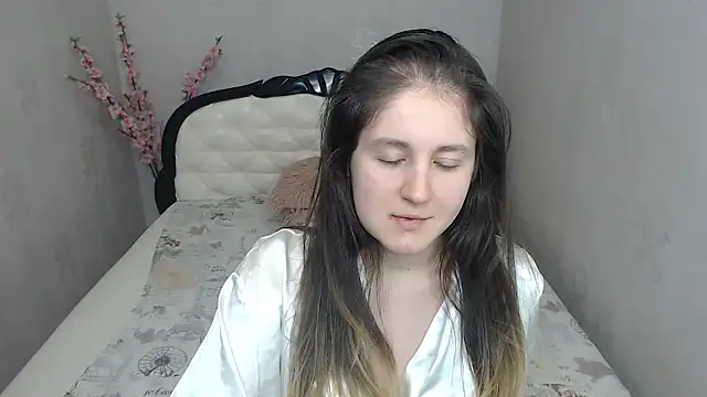 Holliy_Cooper's cam snapshot