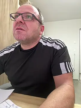 coupleLatinaLovers live sex cam