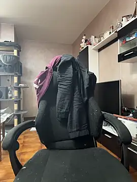 DaisyVibesss live sex cam