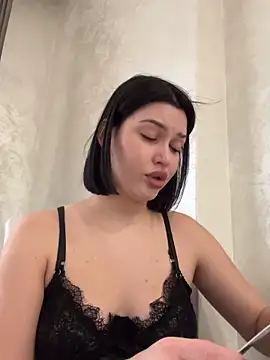 KikiWatson's cam snapshot