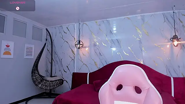 amira_cute2 live sex cam