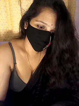 Rising_Smiler live sex cam