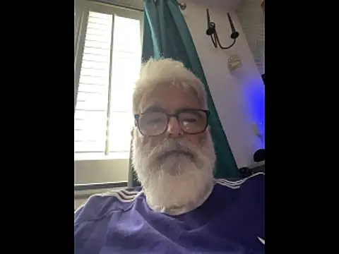 LeatherSdaddy's cam snapshot