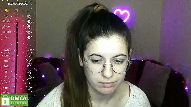 Aminabeatris's cam snapshot